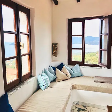 Torre - Haus Mit Dachterrasse Дом отдыха